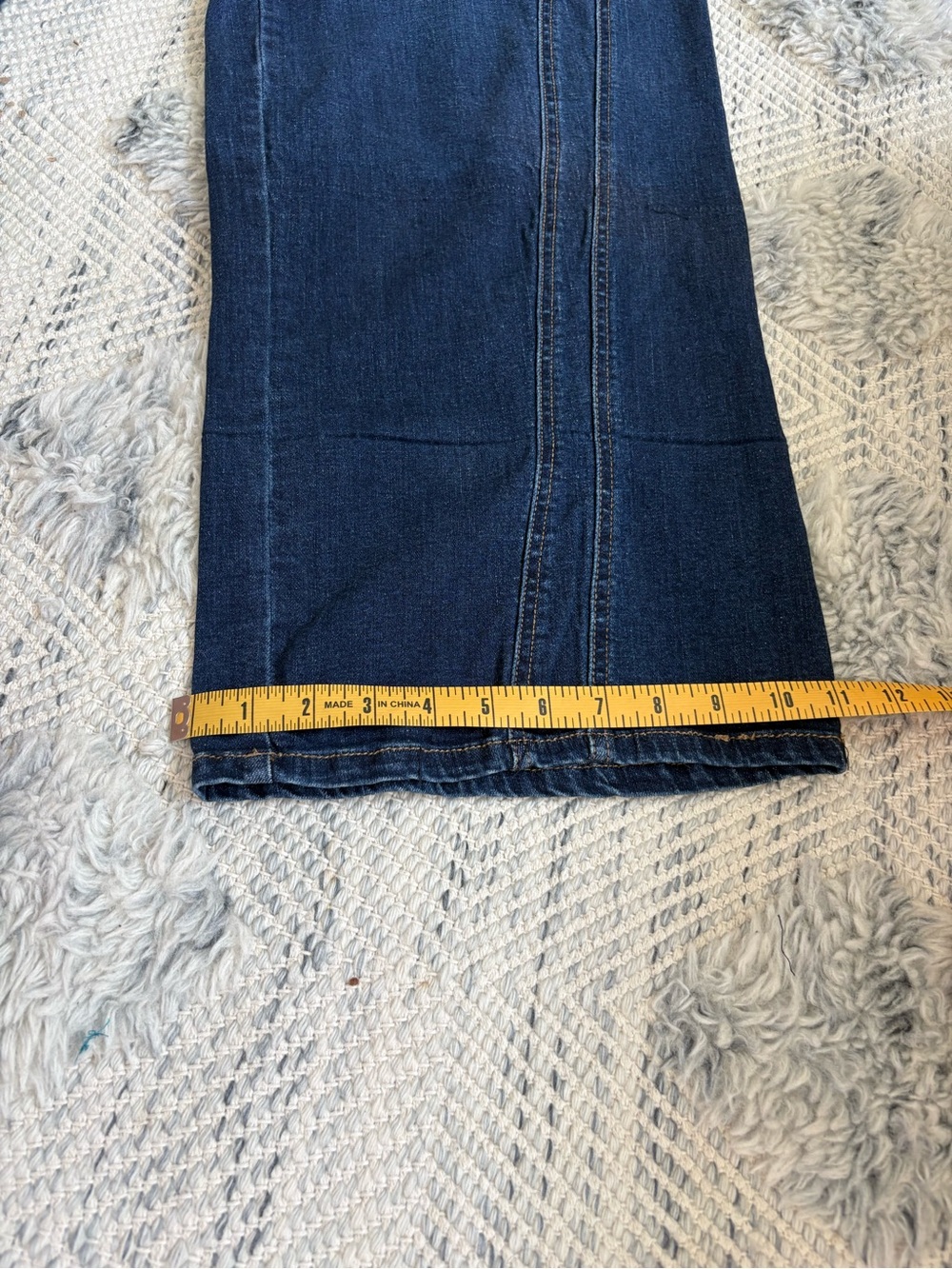 Democracy Jeans - Picture 6 of 10